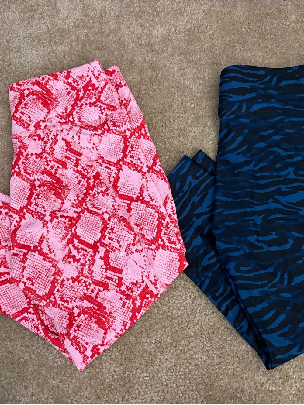 2 Fabletics Leggings